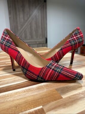 Ann Taylor Red Plaid Pointed-Toe Pumps 464